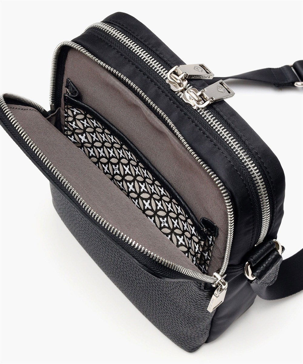 ドレステリア チャールズ ミニショルダーバッグ タテ型