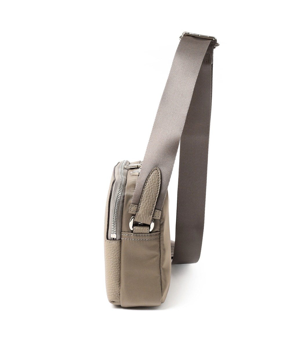 ドレステリア チャールズ ミニショルダーバッグ ヨコ型