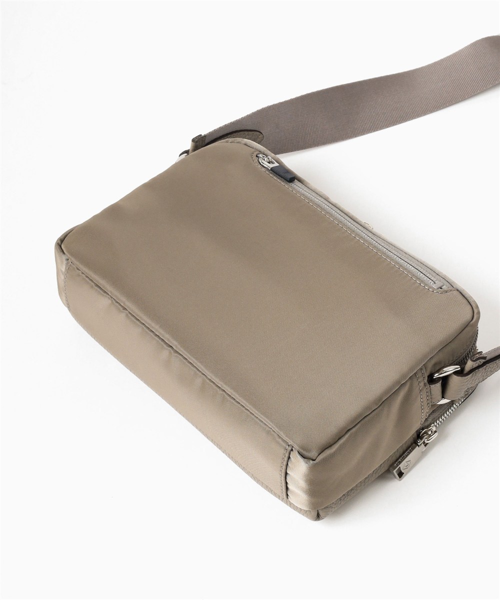 ドレステリア チャールズ ミニショルダーバッグ ヨコ型