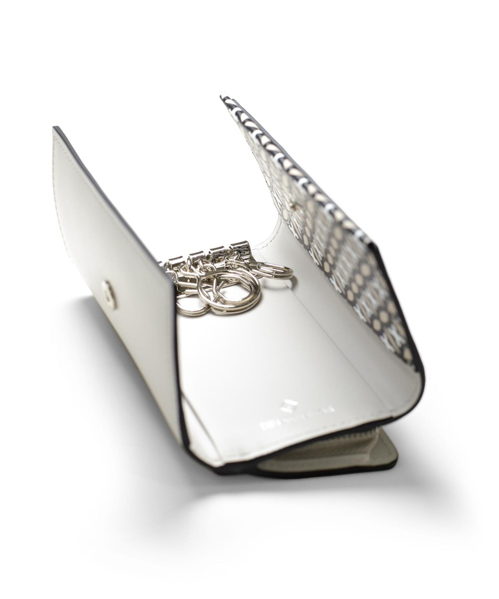 ドレステリア チェスキー  キーケース