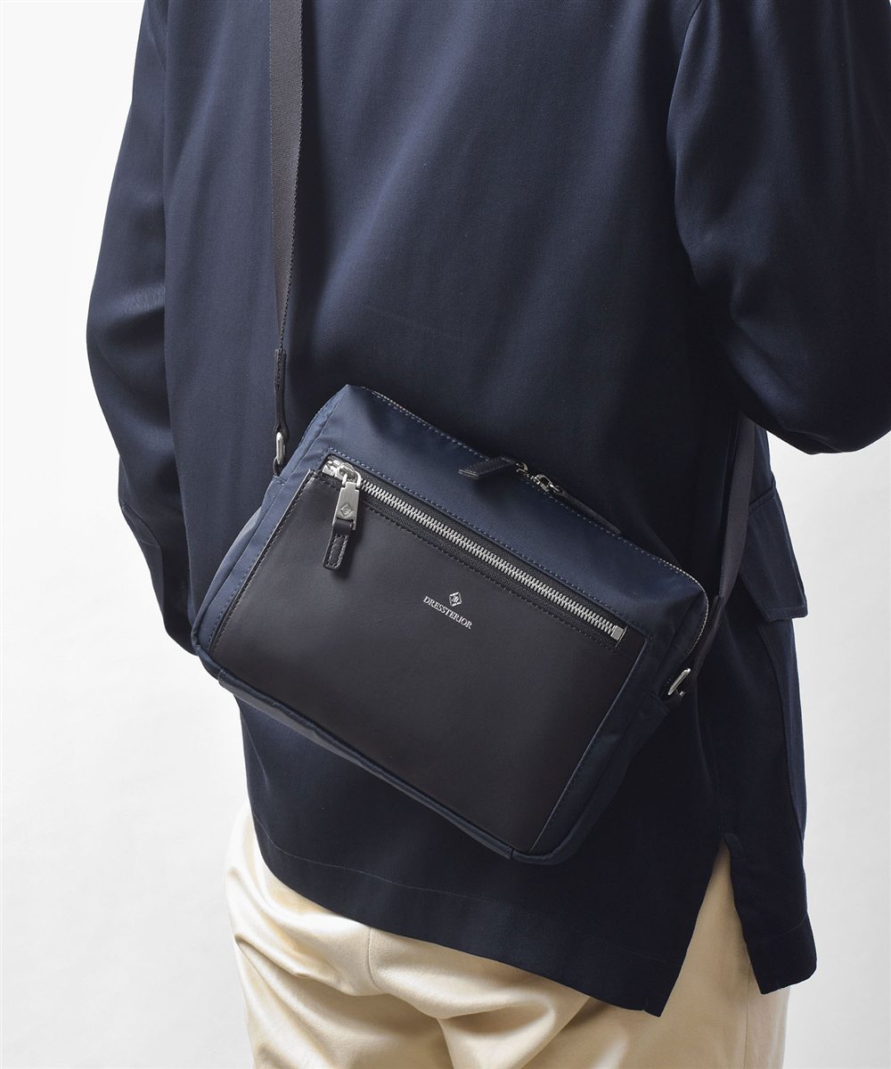 ドレステリア レークランド ミニショルダーバッグ