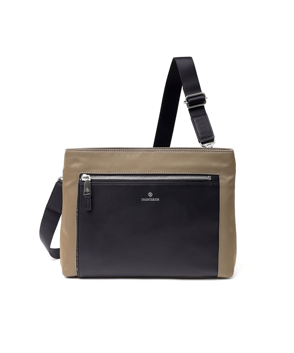 ドレステリア レークランド クラッチバッグ兼用 ショルダーバッグ