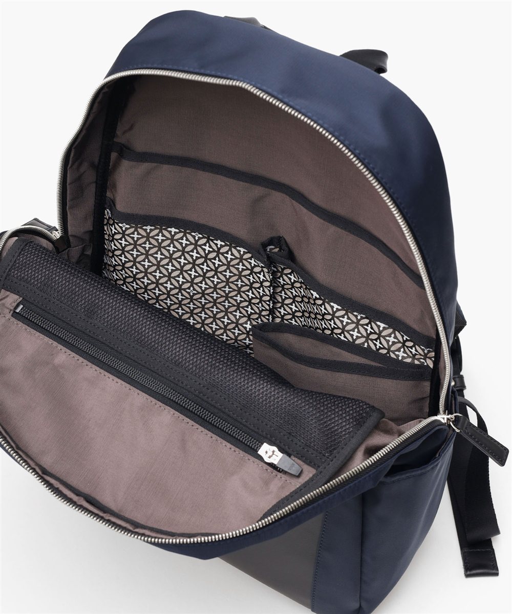 ドレステリア レークランド リュック A4