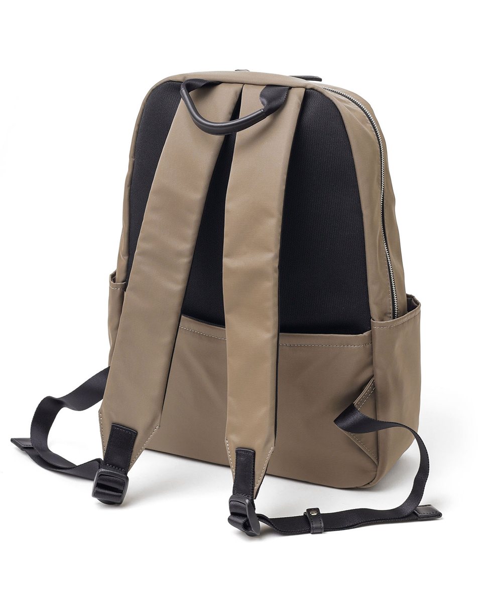 ドレステリア レークランド リュック A4