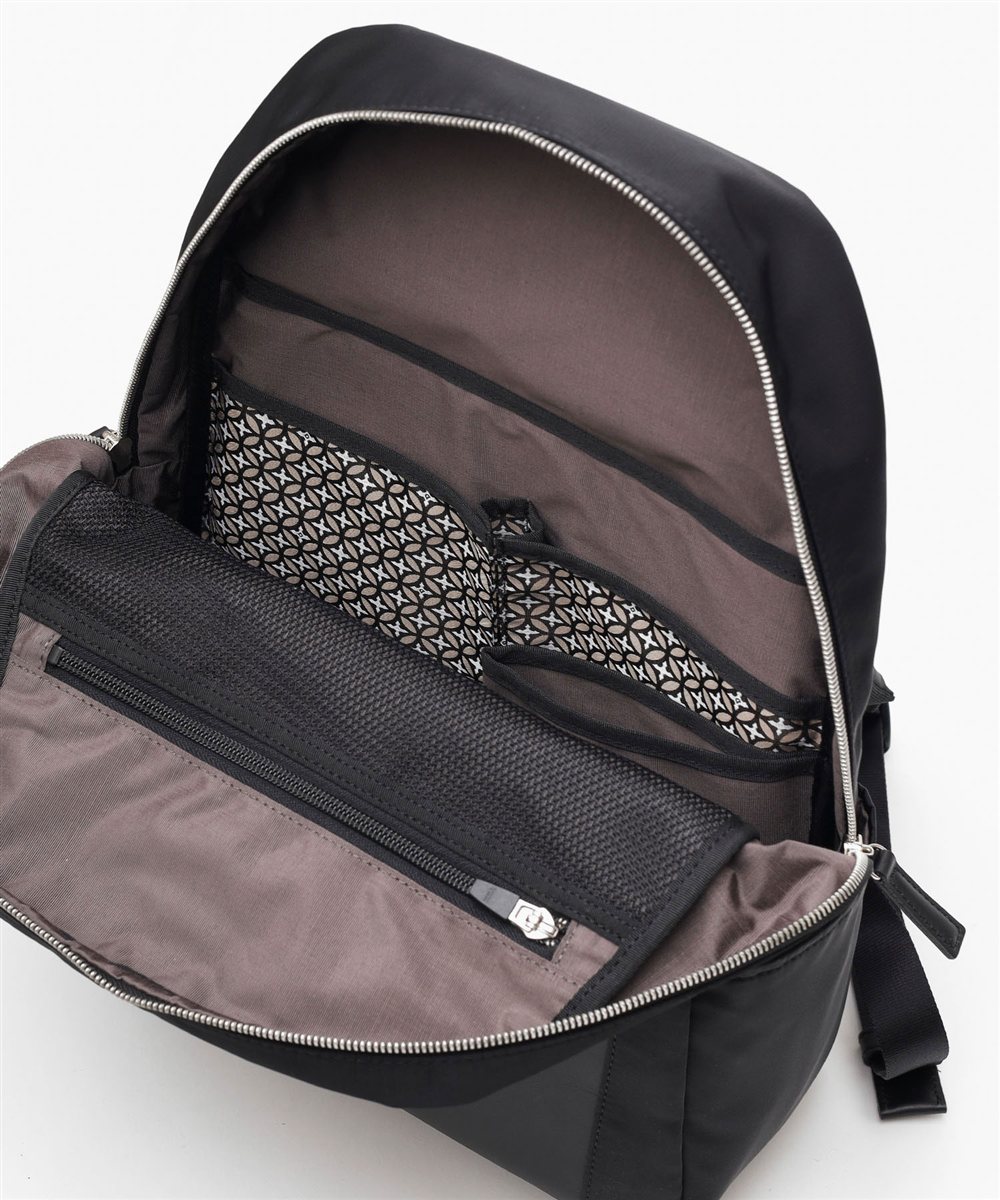 ドレステリア レークランド リュック A4