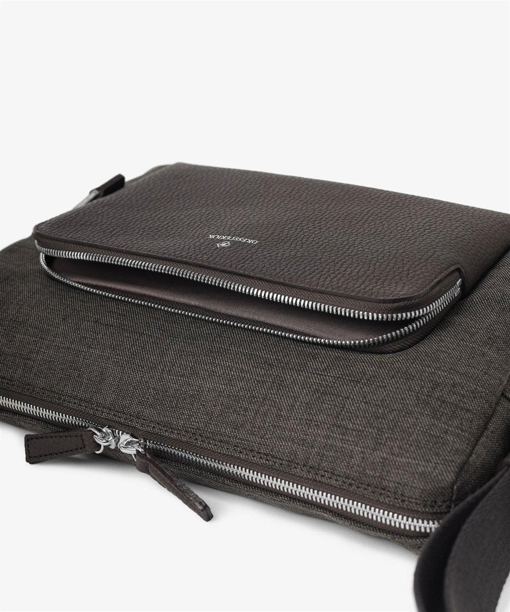 ドレステリア シェルティ ショルダーバッグ B5