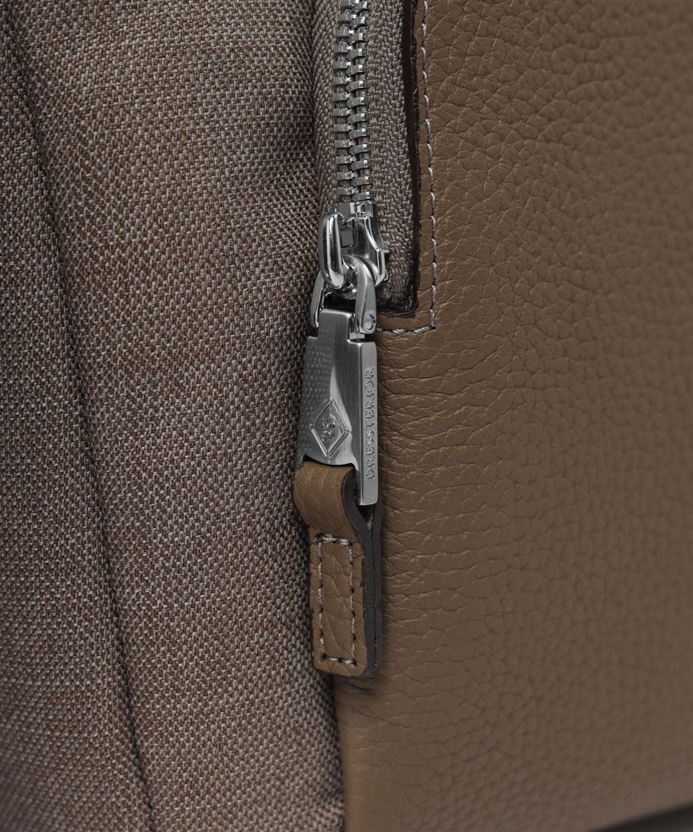 ドレステリア シェルティ ショルダーバッグ B5