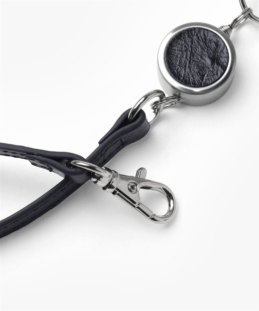 ドレステリア ノーブル パスケース リール付き