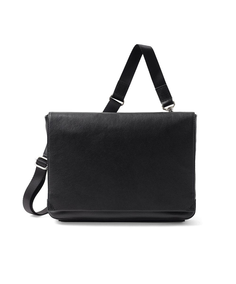 イズイット レニー レザークラッチ兼ショルダーバッグ B5