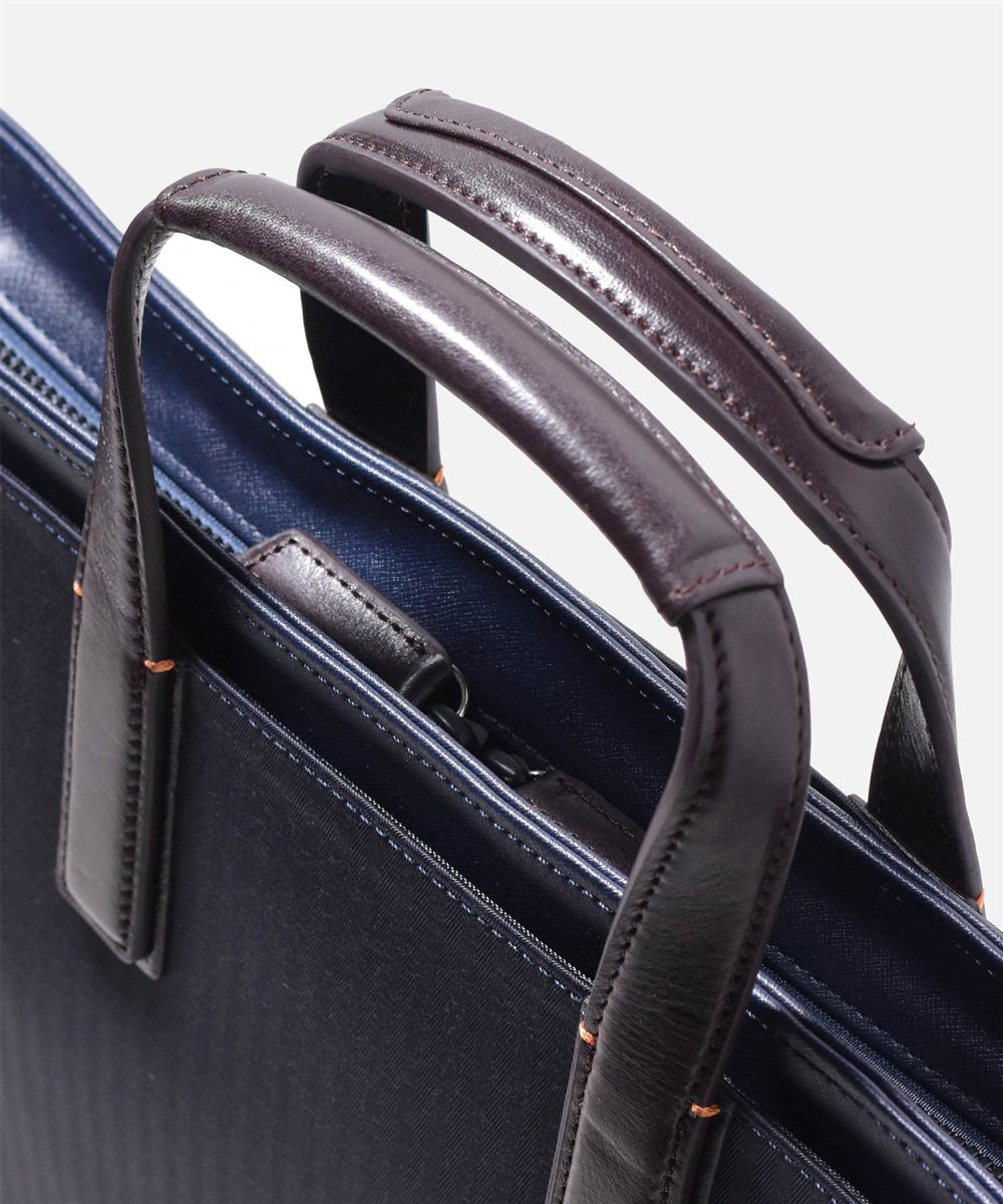 イズイット クラウディア ビジネスバッグ B4