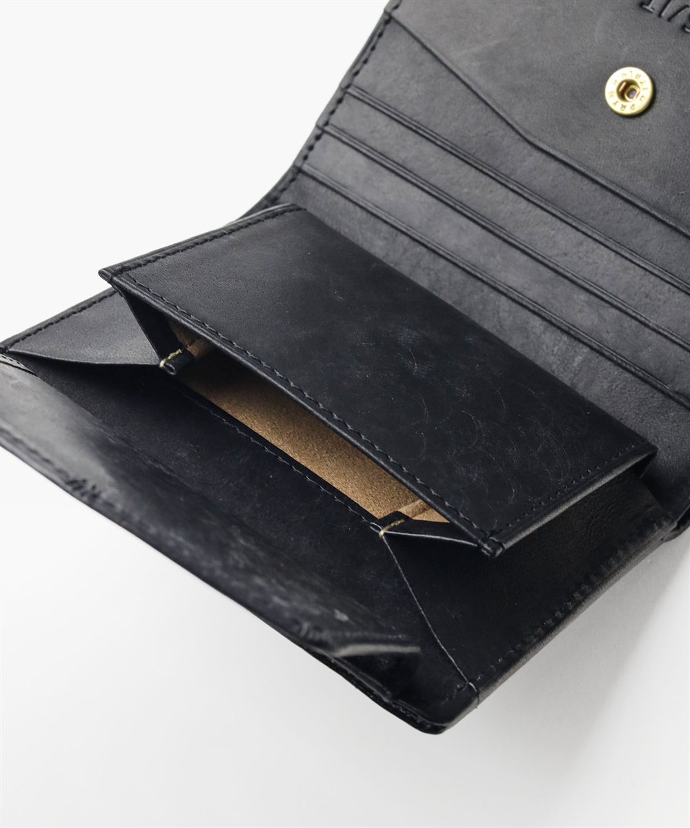 イズイット トスカーナ 二つ折り財布 マグネット式小銭入れ カード段8