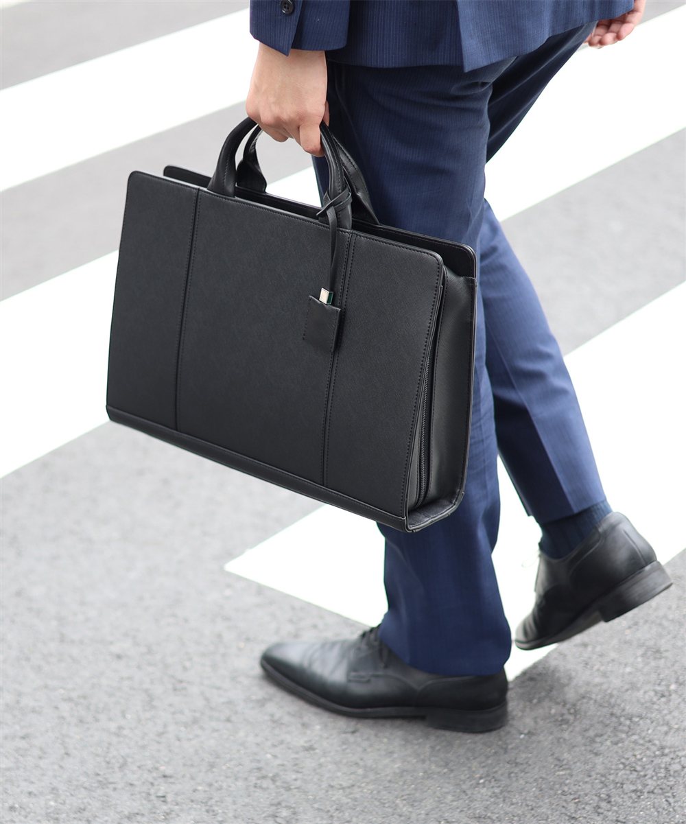 イズイット マーズII ビジネスバッグ A4【2025年秋 / テレビ朝日 金曜ドラマ使用商品】