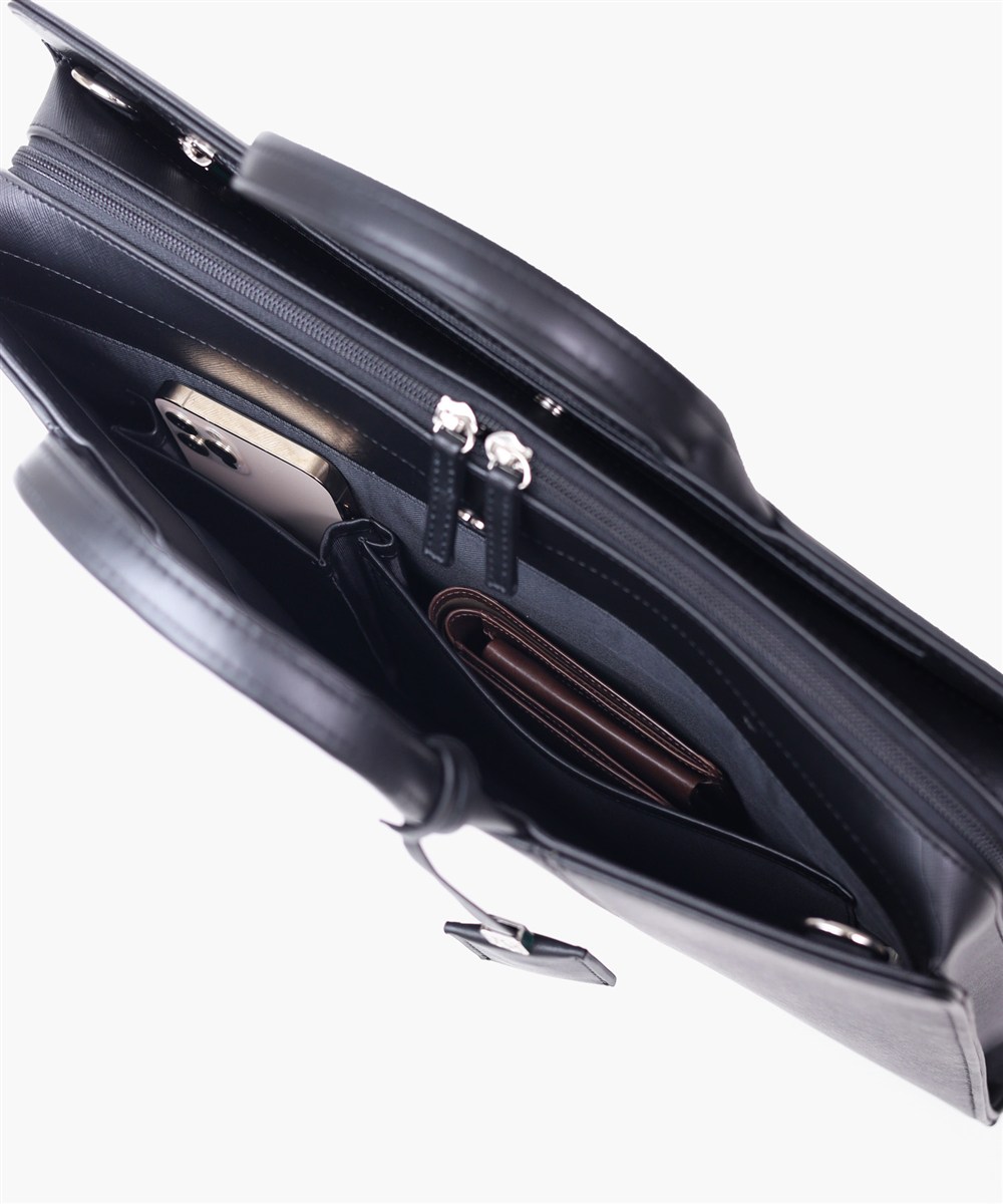 イズイット マーズII ビジネスバッグ B4 セットアップ対応 【2025年夏 / TBS 金曜ドラマ使用商品】