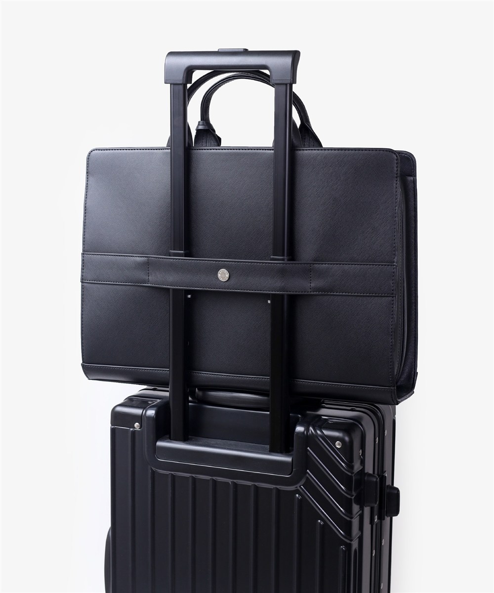 イズイット マーズII ビジネスバッグ B4 セットアップ対応 【2025年夏 / TBS 金曜ドラマ使用商品】