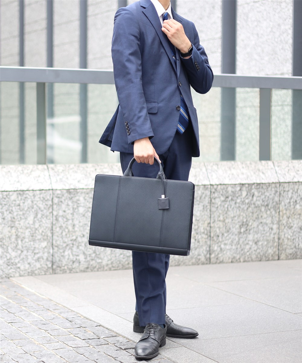 イズイット マーズII ビジネスバッグ B4 セットアップ対応 【2025年夏 / TBS 金曜ドラマ使用商品】