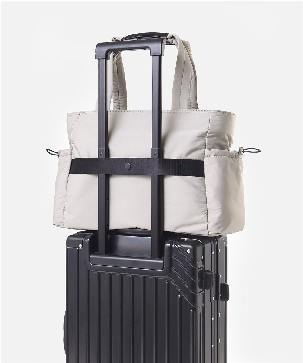 イズイット トゥモロー トートボストンバッグ A4