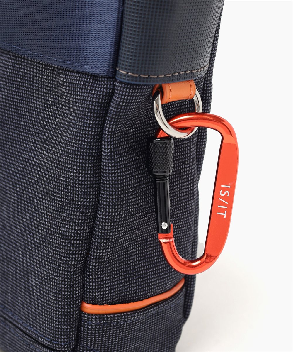 イズイット  ニードル ミニショルダーバッグ タテ型