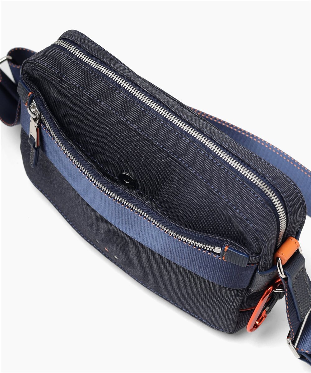 イズイット ニードル ミニショルダーバッグ ヨコ型