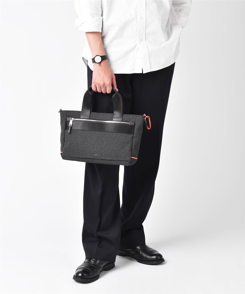 イズイット ニードル ドライビングトートバッグ