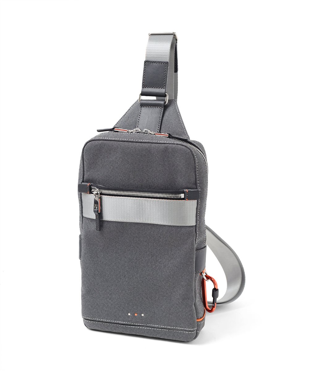 イズイット ニードル ワンショルダーバッグ