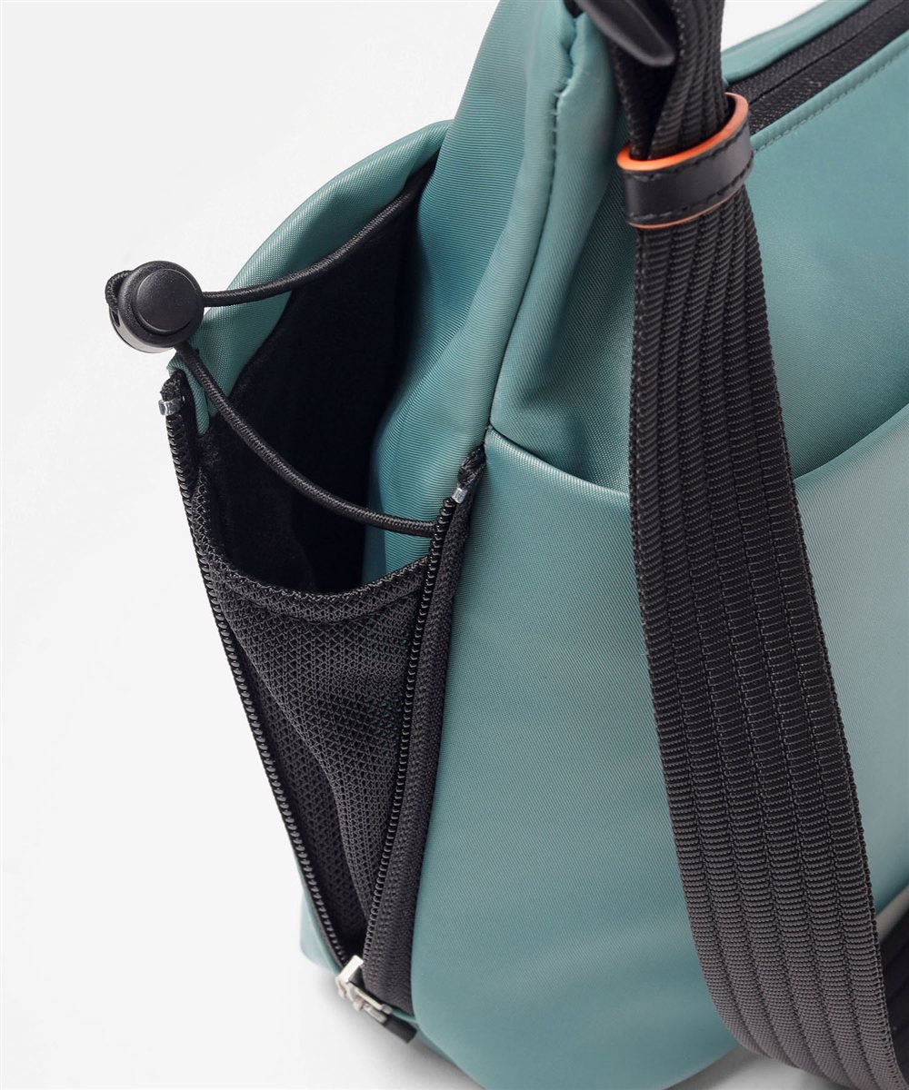 イズイット ボトカ ショルダーバッグ B5