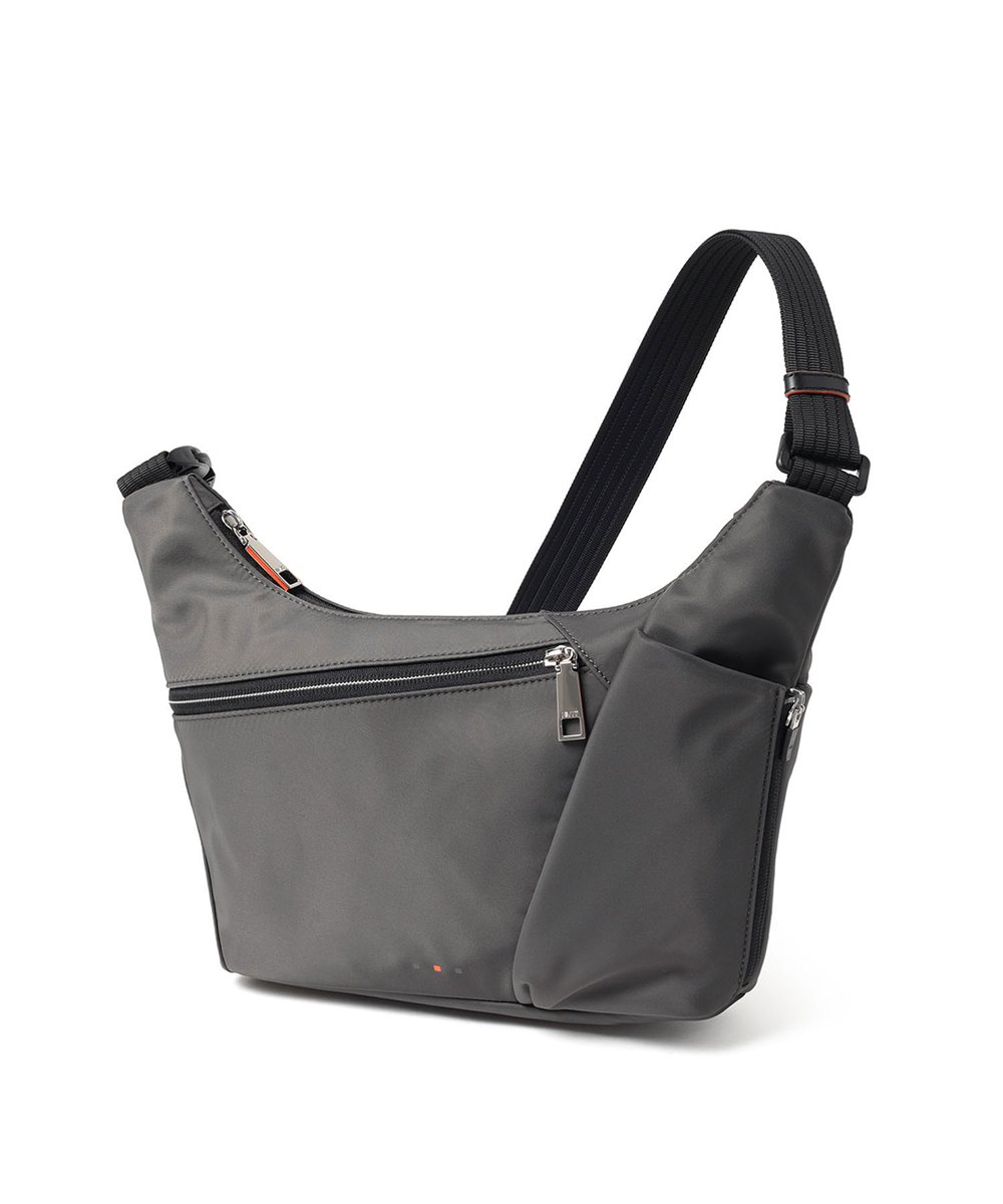 イズイット ボトカ ショルダーバッグ B5