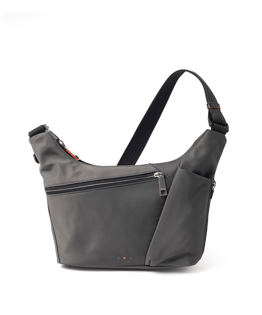 イズイット ボトカ ショルダーバッグ B5