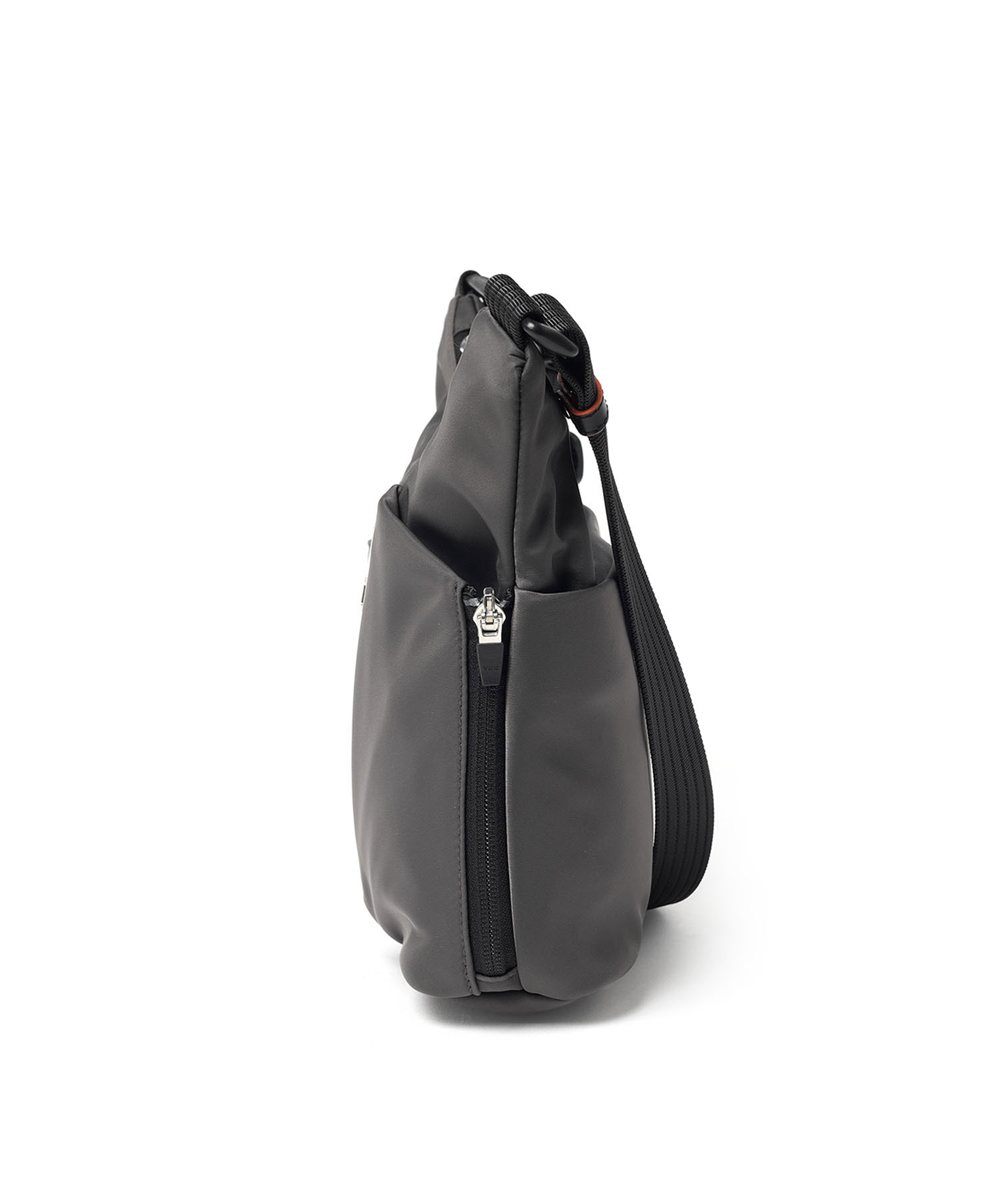 イズイット ボトカ ショルダーバッグ B5