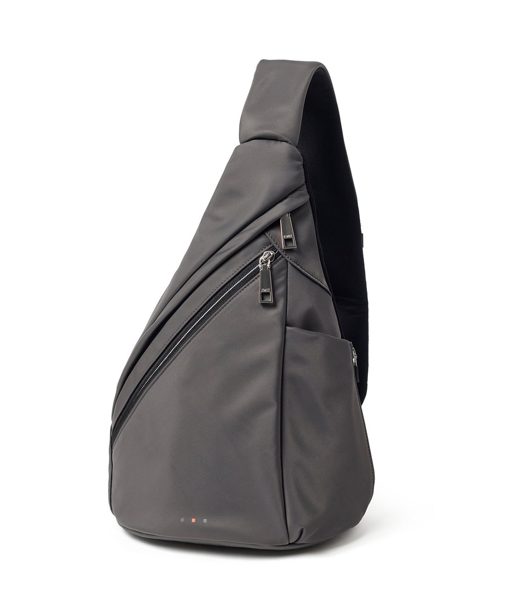 イズイット ボトカ ワンショルダーバッグ