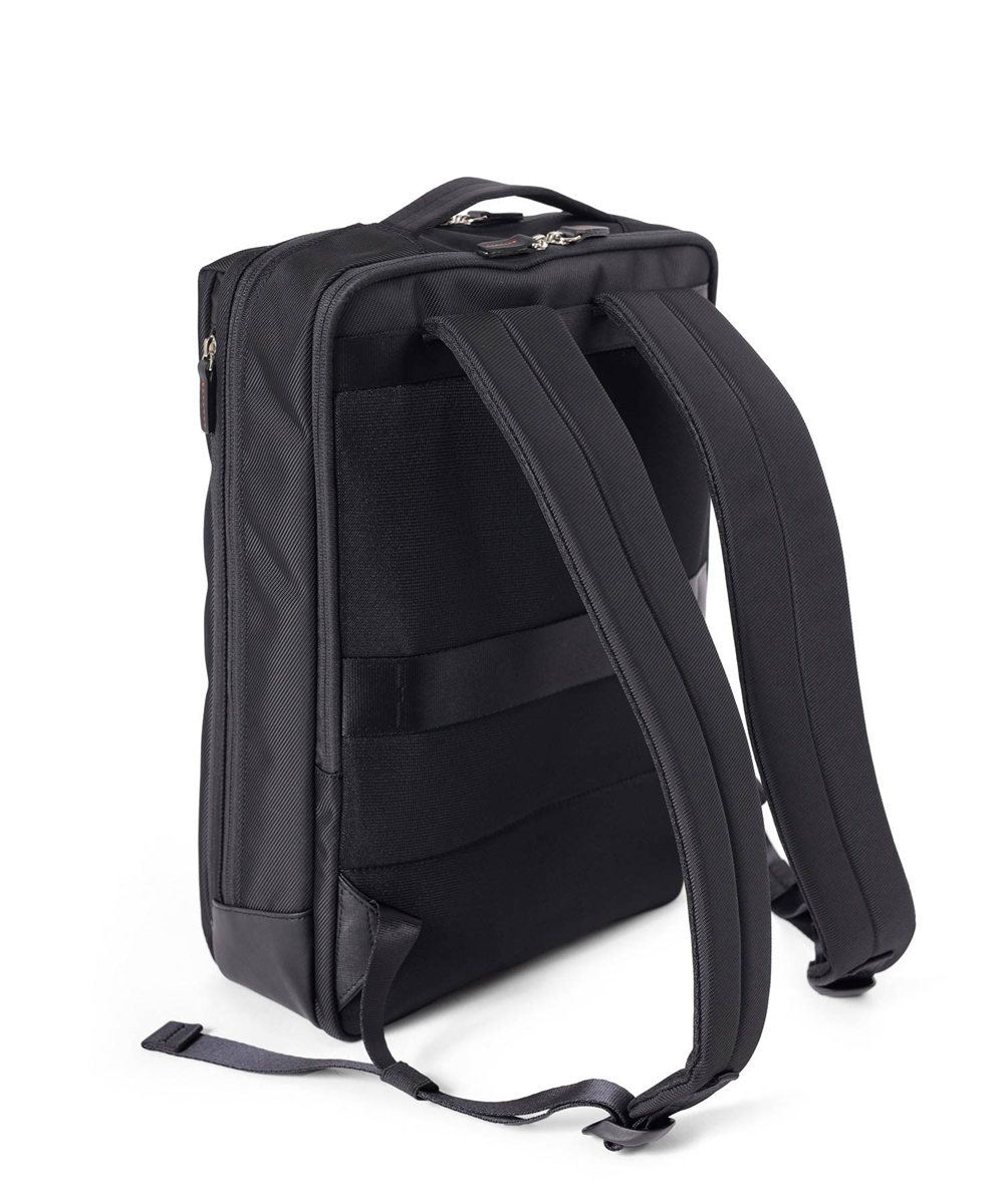 イズイット ラップトップII ビジネスリュック A4 2層 【2025年秋 / フジテレビドラマ使用商品】