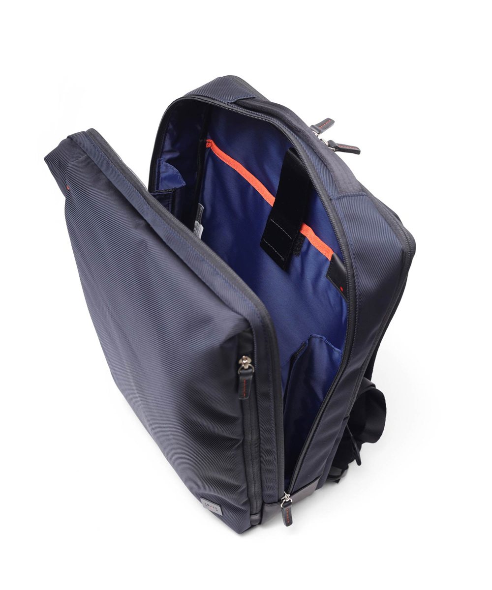 イズイット ラップトップII ビジネスリュック A4 2層 【2025年秋 / フジテレビドラマ使用商品】