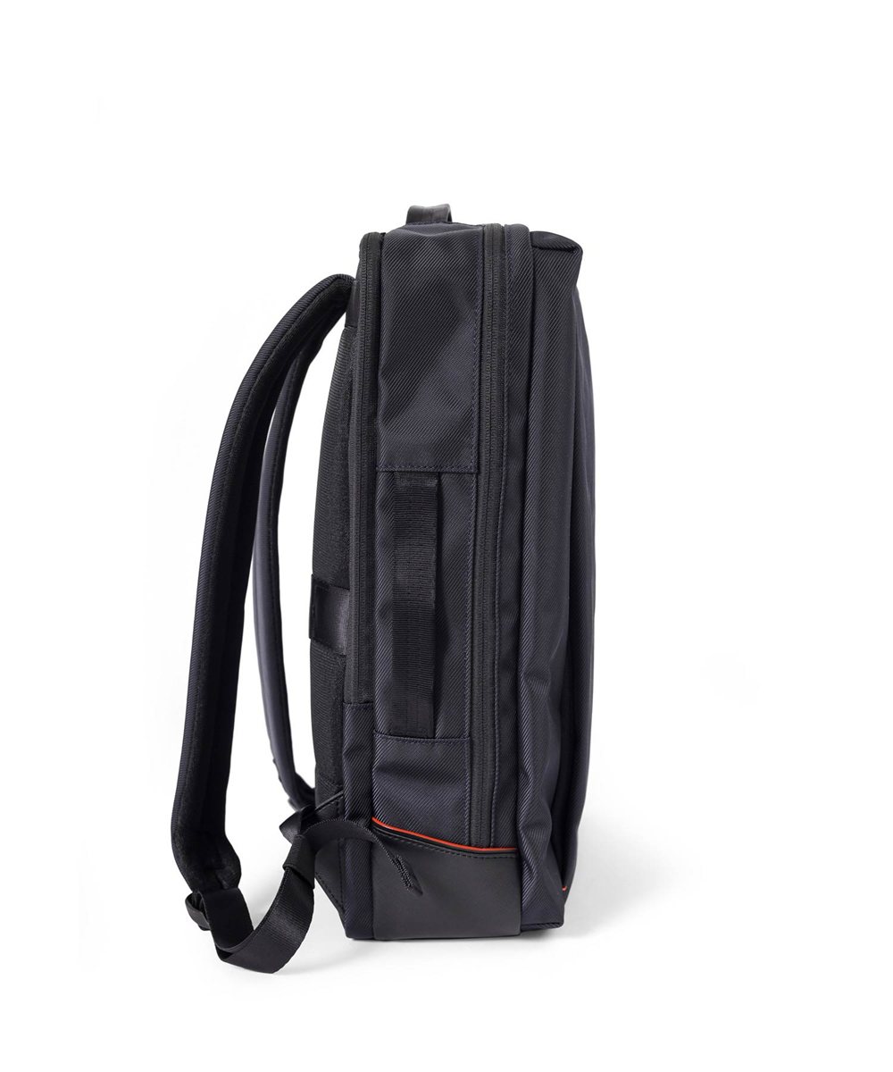 イズイット ラップトップII ビジネスリュック B4 2層