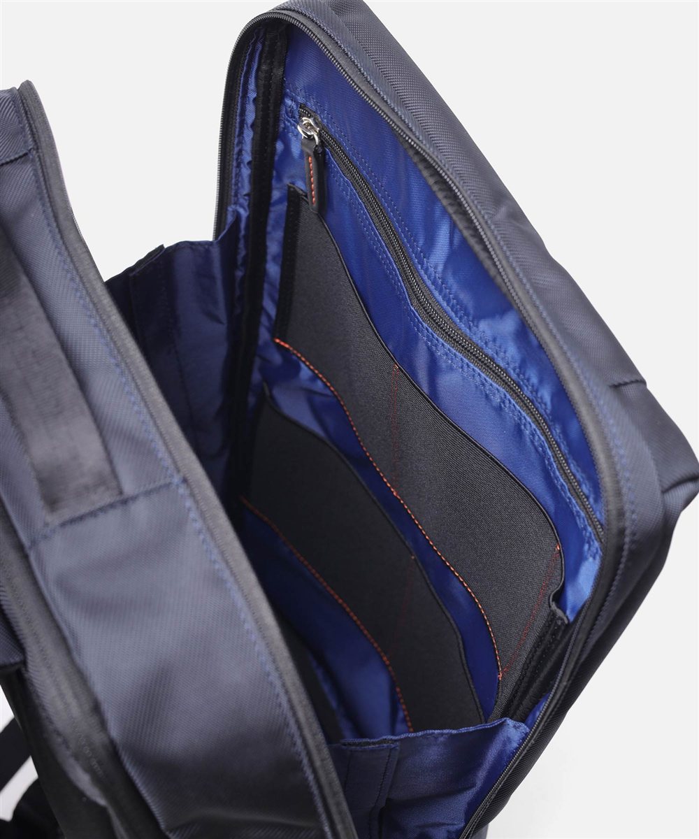 イズイット ラップトップII ビジネスリュック B4 2層