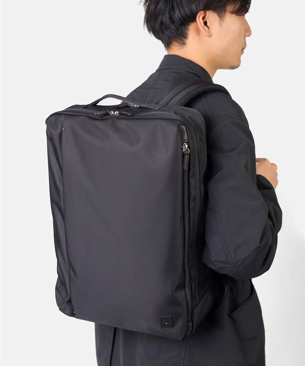 イズイット ラップトップII ビジネスリュック B4 2層