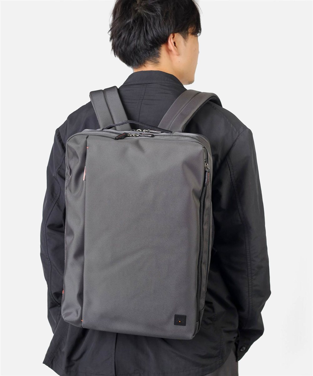 イズイット ラップトップII ビジネスリュック B4 2層
