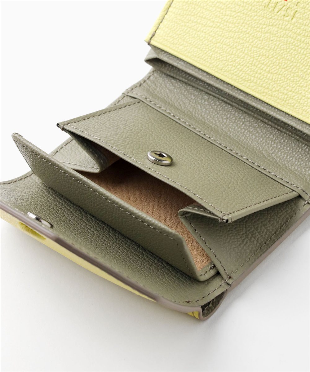 イズイット シュリー 三つ折り財布 カード段4