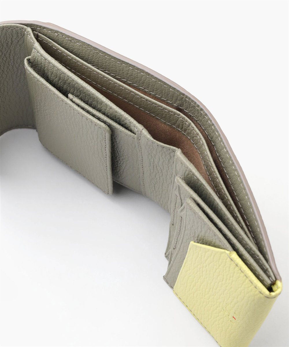 イズイット シュリー 二つ折り財布 BOX型小銭入れ カード段7