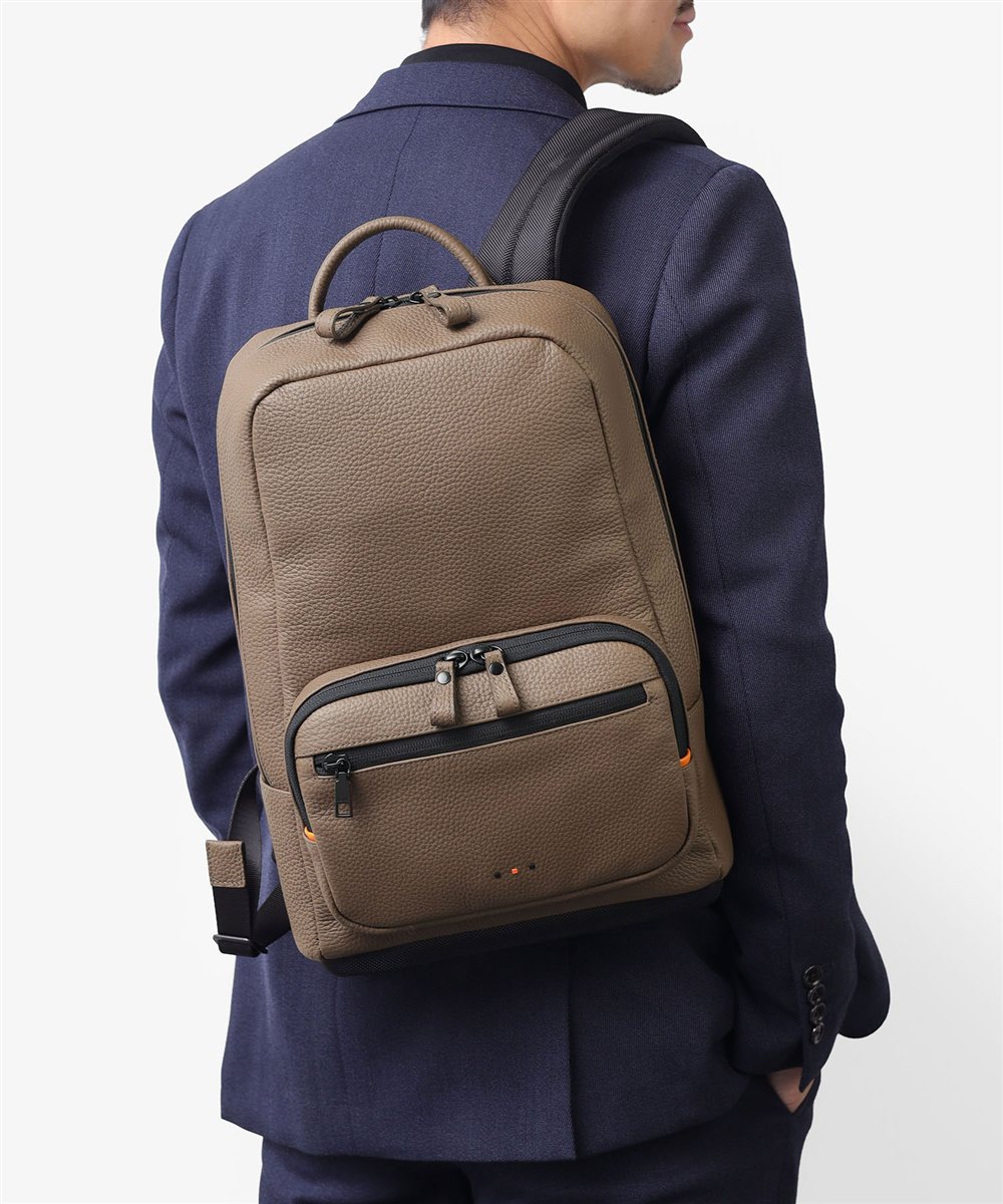 イズイット プロ ビジネスリュック A4 セットアップ対応 オーガナイザー付属