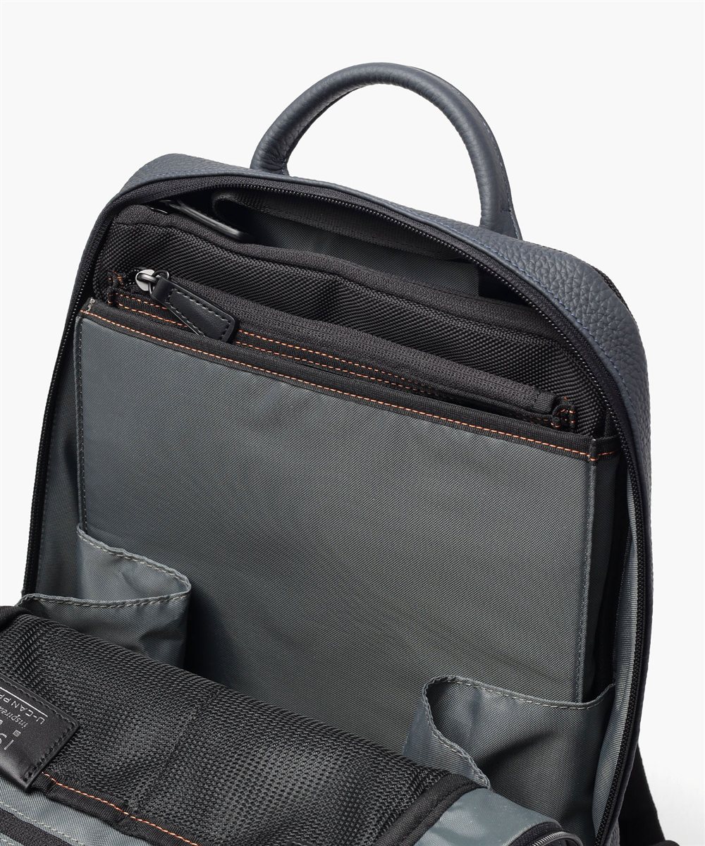 イズイット プロ ビジネスリュック A4 セットアップ対応 オーガナイザー付属