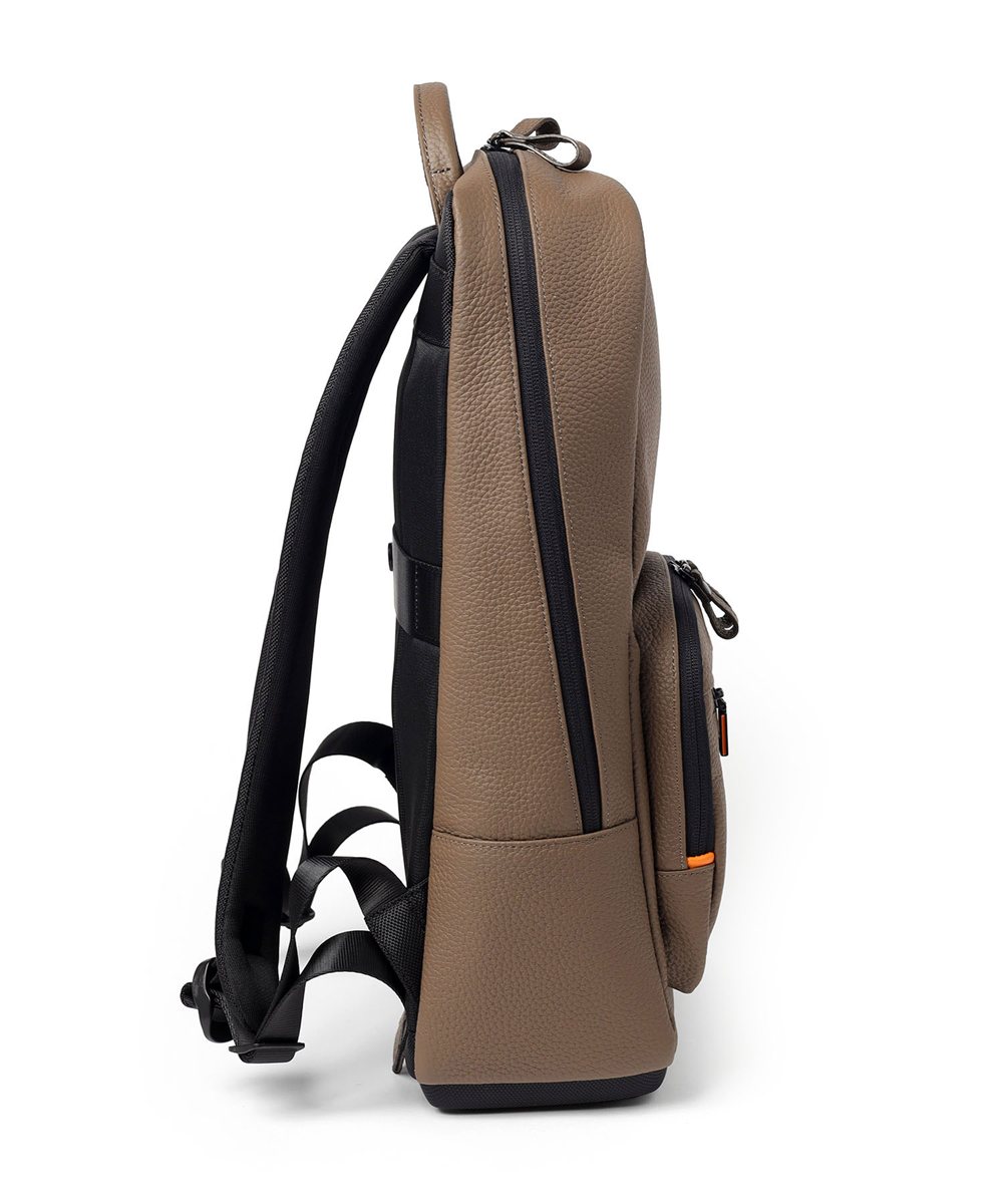 イズイット プロ ビジネスリュック B4 セットアップ対応 オーガナイザー付属