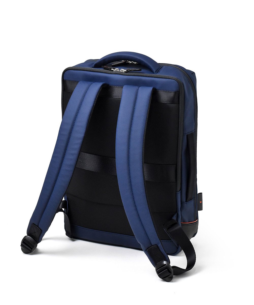 イズイット ラップトップコート ビジネスリュック A4 13インチPC対応 セットアップ対応 【2025年秋 / TBS火曜ドラマ使用商品】