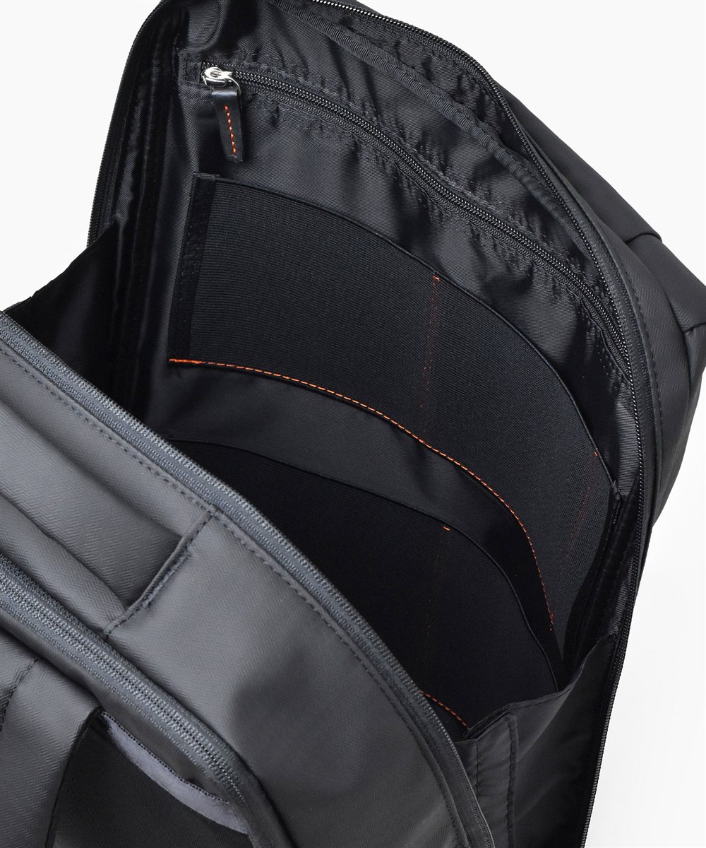 イズイット ラップトップコート ビジネスリュック B4 15インチPC対応 セットアップ対応 【2026年冬 / ドラマ使用商品】