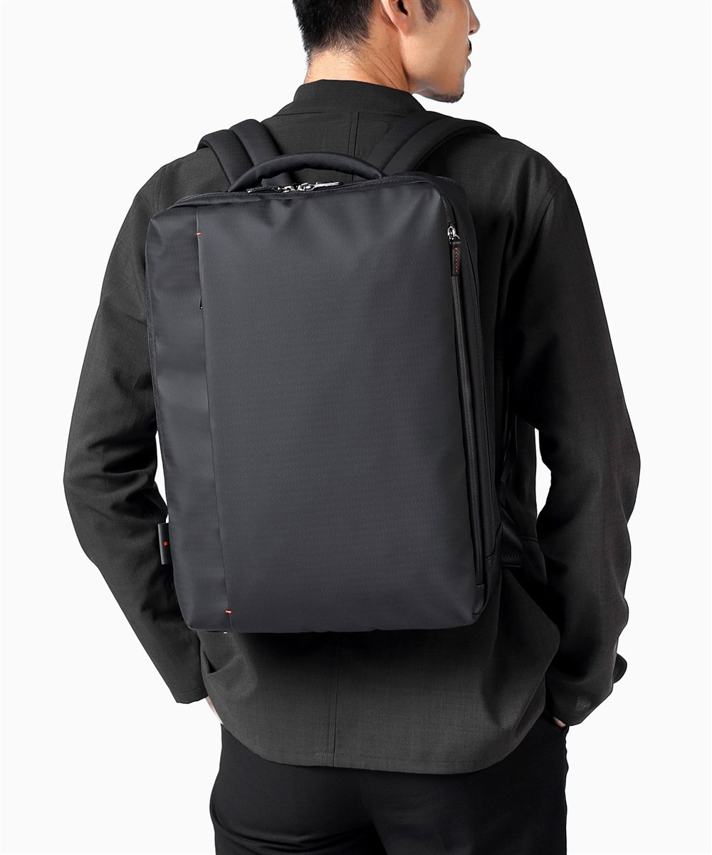 イズイット ラップトップコート ビジネスリュック B4 15インチPC対応 セットアップ対応 【2026年冬 / ドラマ使用商品】