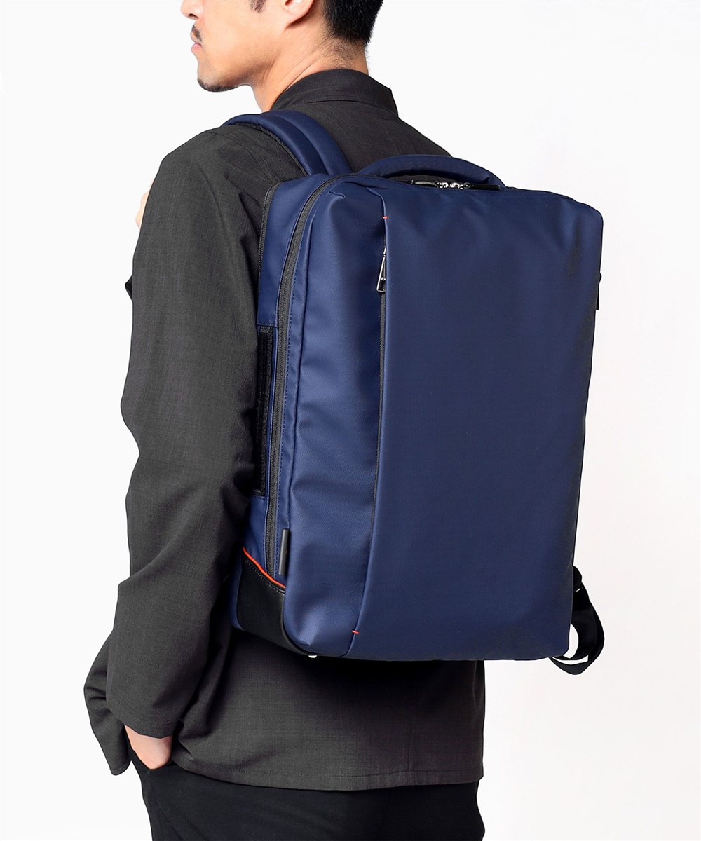 イズイット ラップトップコート ビジネスリュック B4 15インチPC対応 セットアップ対応 【2026年冬 / ドラマ使用商品】