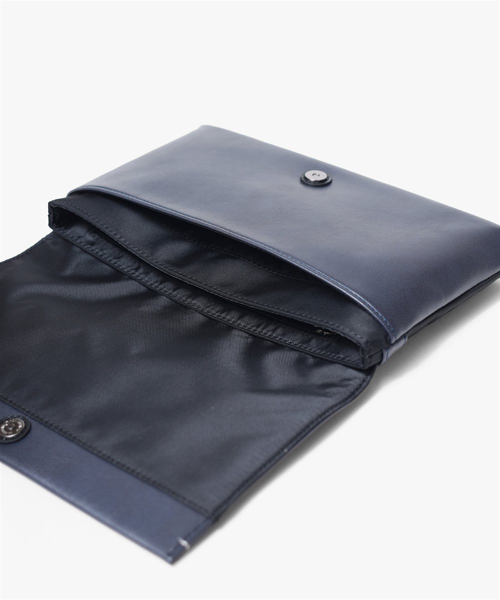 イズイット ハンソン クラッチ兼ショルダーバッグ