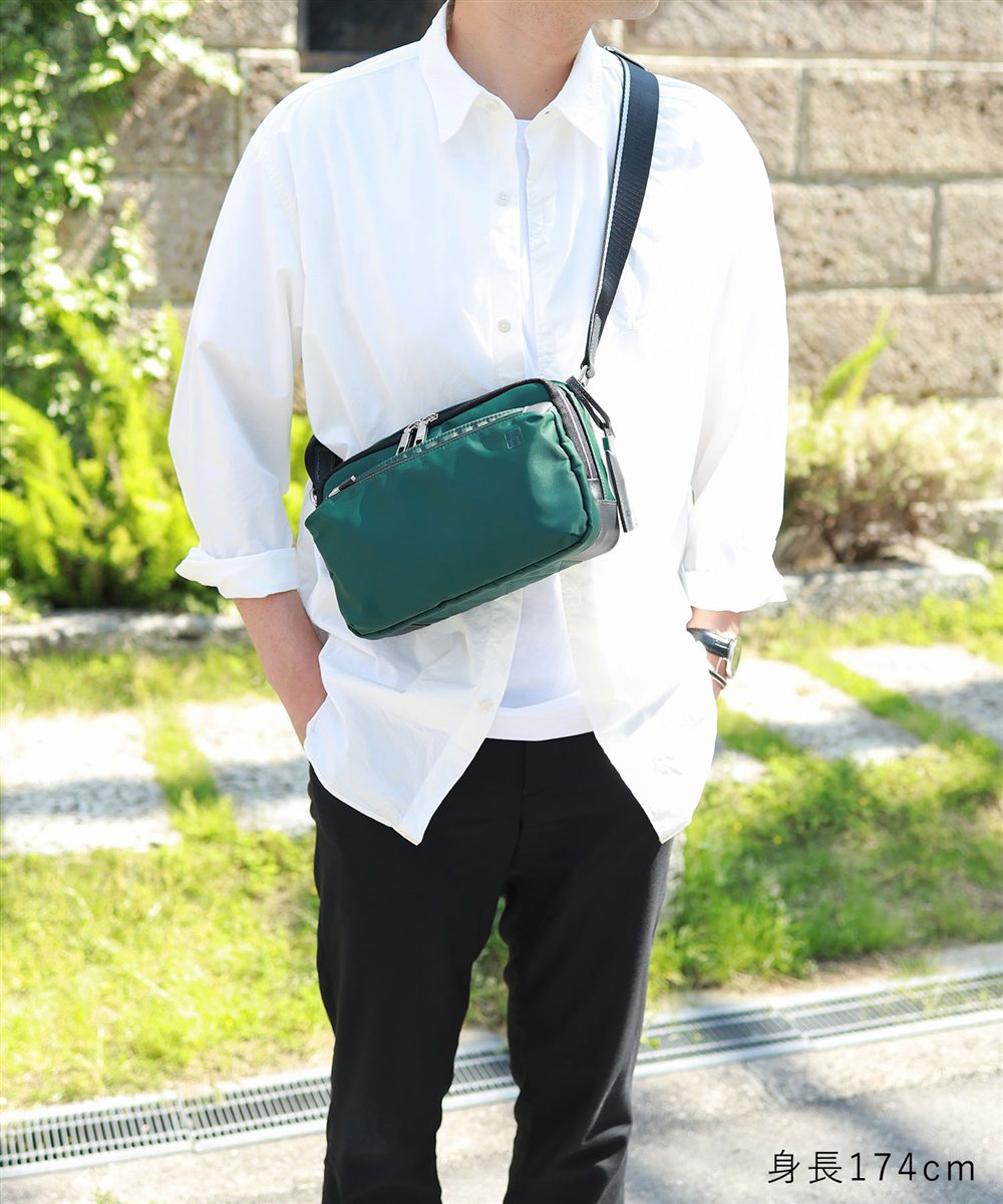 イズイット  フロント ミニショルダーバッグ