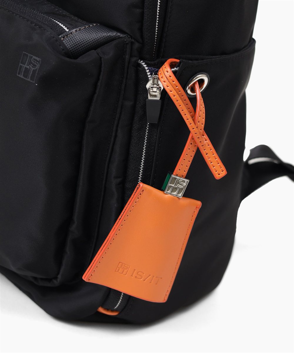 イズイット フロント リュック A4【2025年夏 / 読売テレビ 木曜ドラマ使用商品】