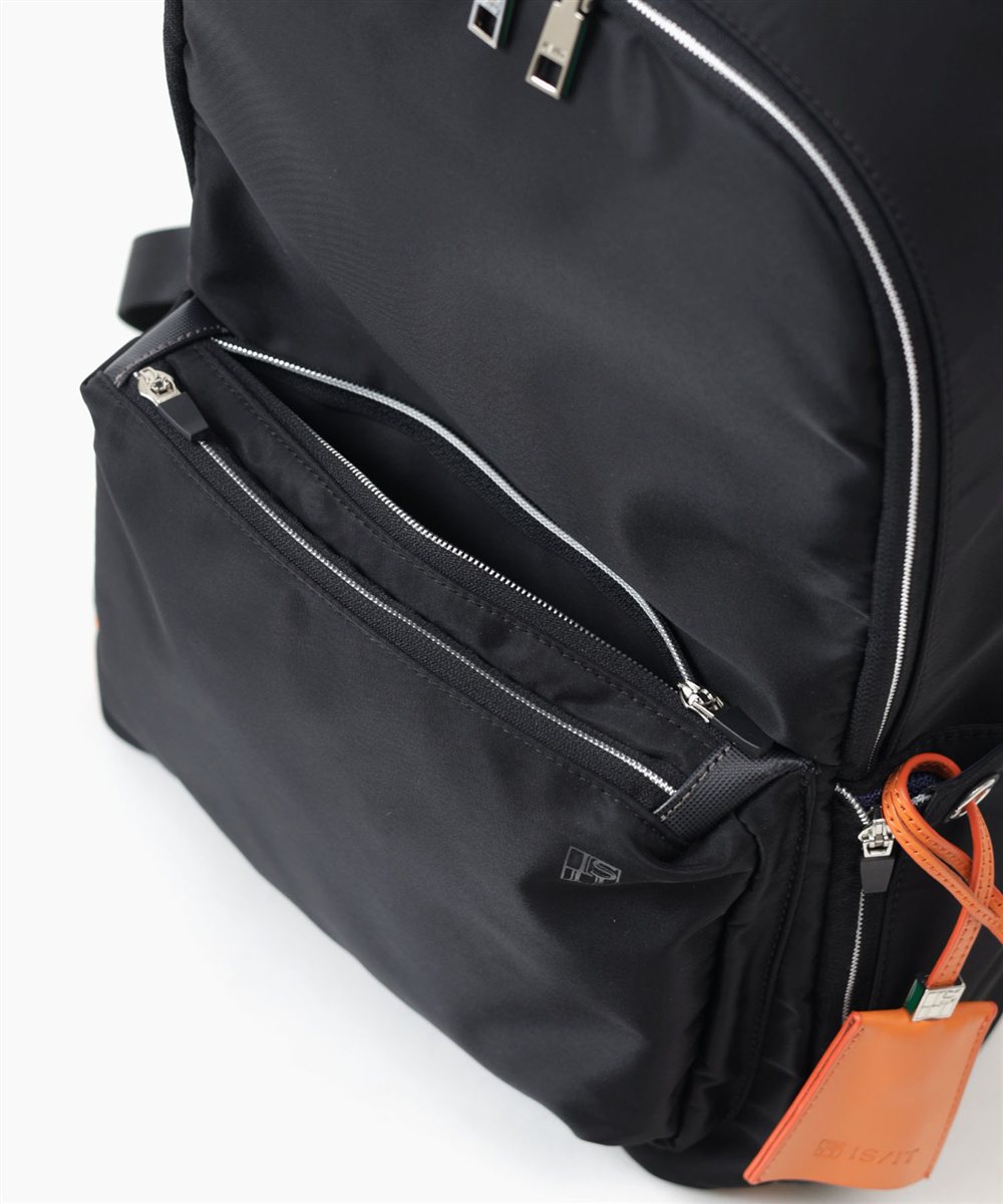 イズイット フロント リュック A4【2025年夏 / 読売テレビ 木曜ドラマ使用商品】