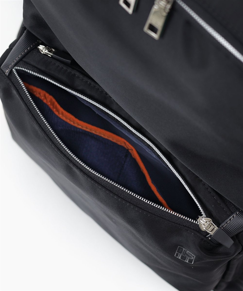 イズイット フロント リュック A4【2025年夏 / 読売テレビ 木曜ドラマ使用商品】