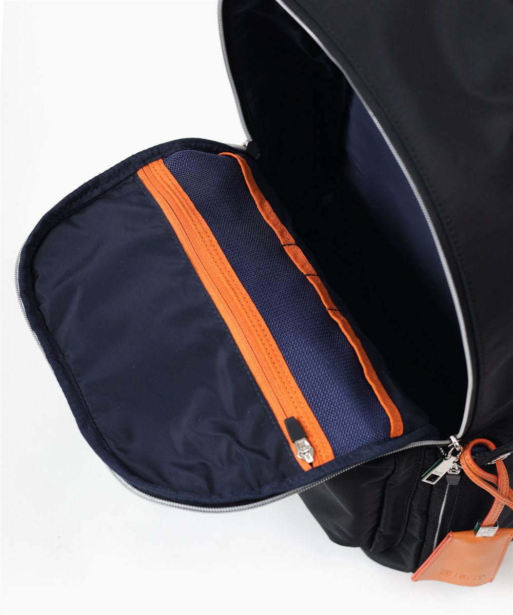 イズイット フロント リュック A4【2025年夏 / 読売テレビ 木曜ドラマ使用商品】